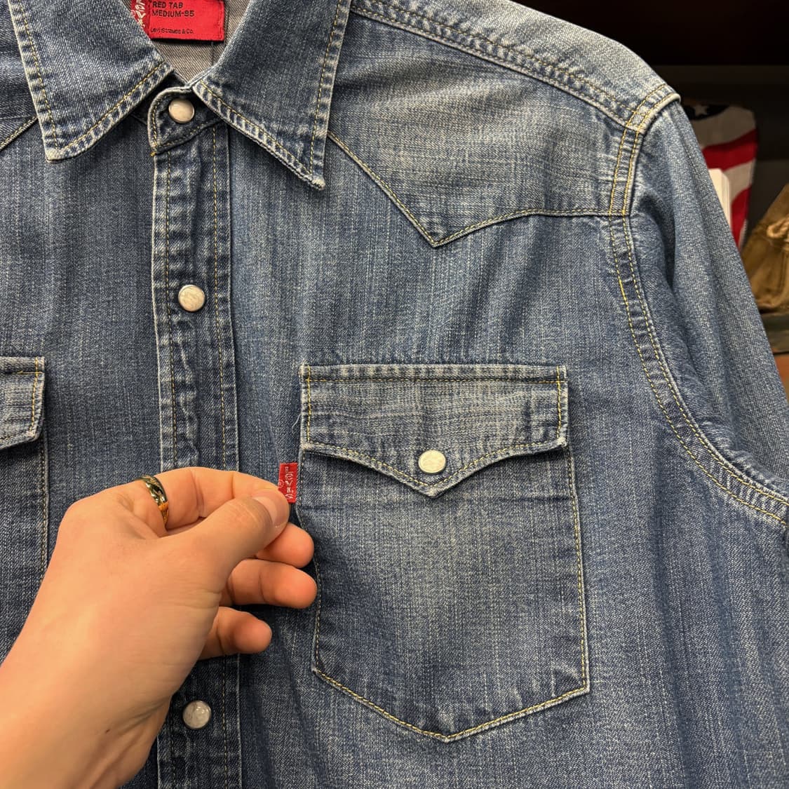 00s 리바이스 레드탭 요크컷 웨스턴 포켓 데님셔츠 N446 상품이미지5