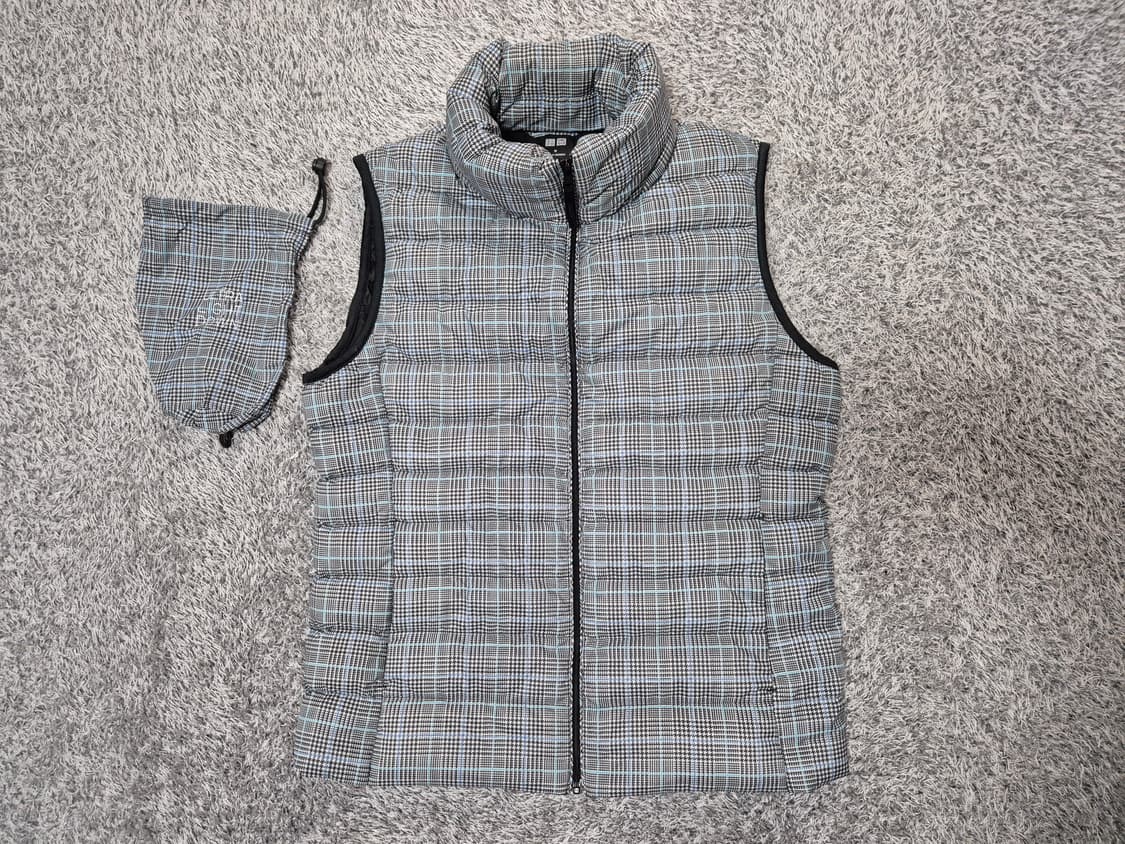 유니클로 여성 울트라라이트 패딩조끼 M 상품이미지1