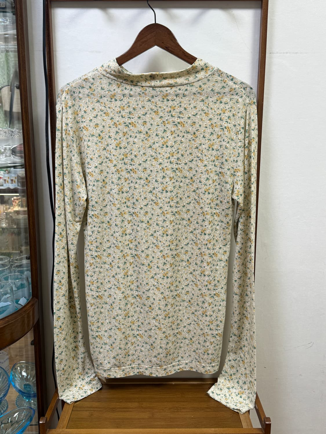 빈티지 플라워 패턴 반목폴라 상품이미지2