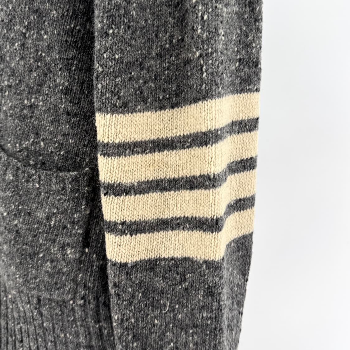 [3사이즈] 톰브라운 사선완장 모헤어 트위드 가디건 (MKC084A) 상품이미지7