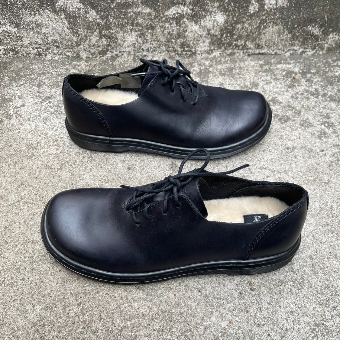 [5UK] 닥터마틴 LORRIE III 블랙 (240~245) 상품이미지4