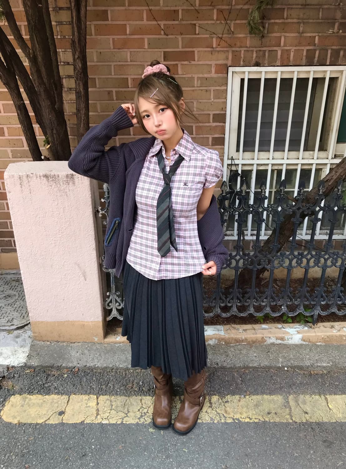 버버리 핑크 퍼프 체크 블라우스 그레이 니혼진 사와코 코디세트 상품이미지1