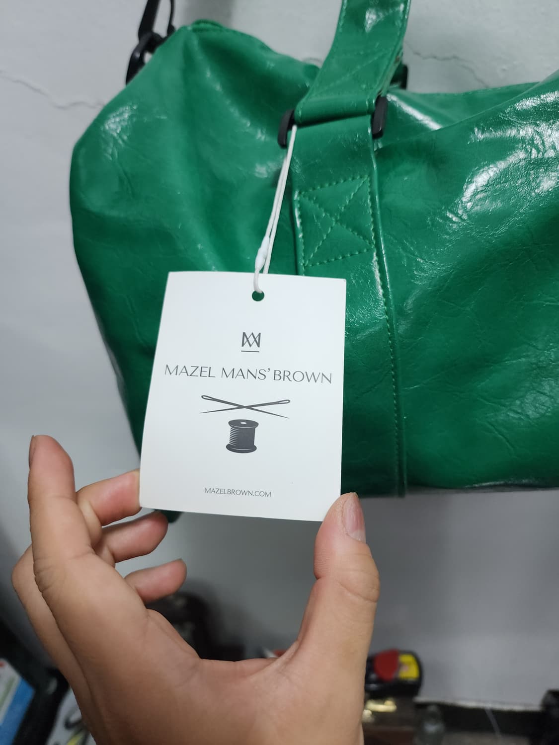 (새상품) 마젤브라운 레더질감 그린 더플백 상품이미지3