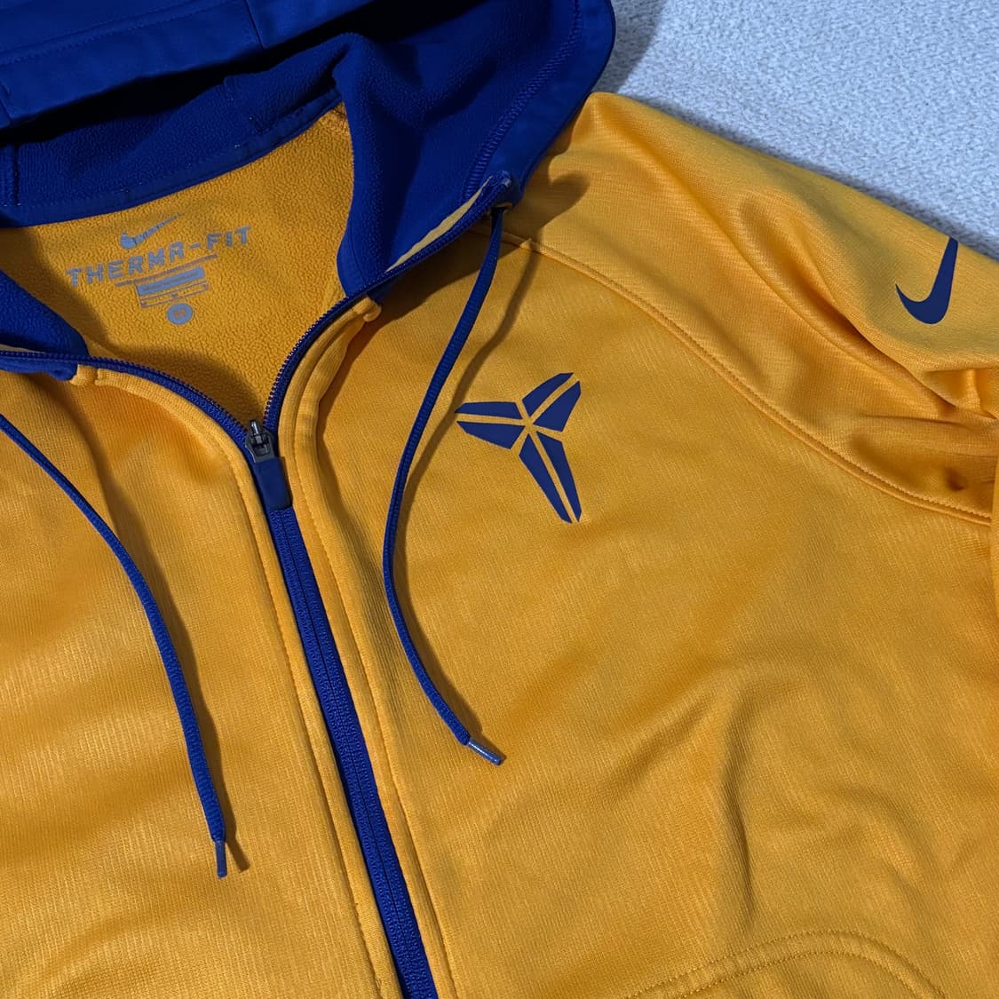 나이키 코비 써말핏 엘로우 후드 져지 집업 상품이미지2