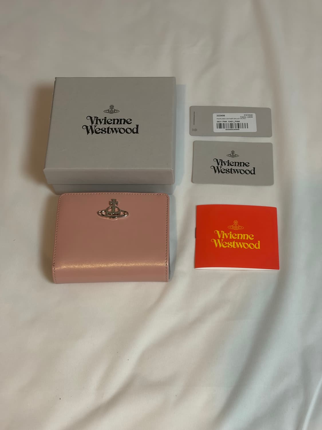 비비안웨스트우드 핑크실버 레더 반지갑 (희귀색상) 상품이미지2