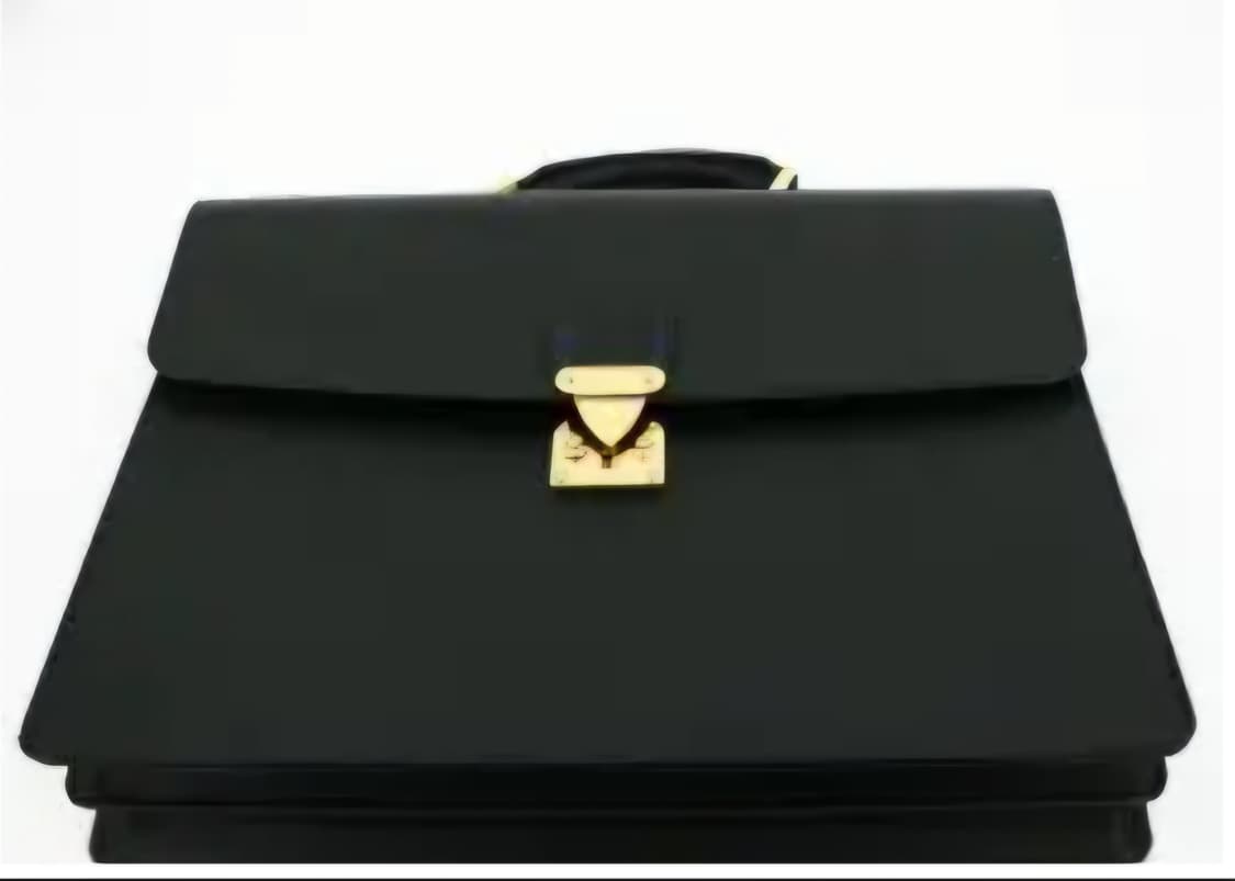 루이비통 타이가 모스코바 서류가방 상품이미지1