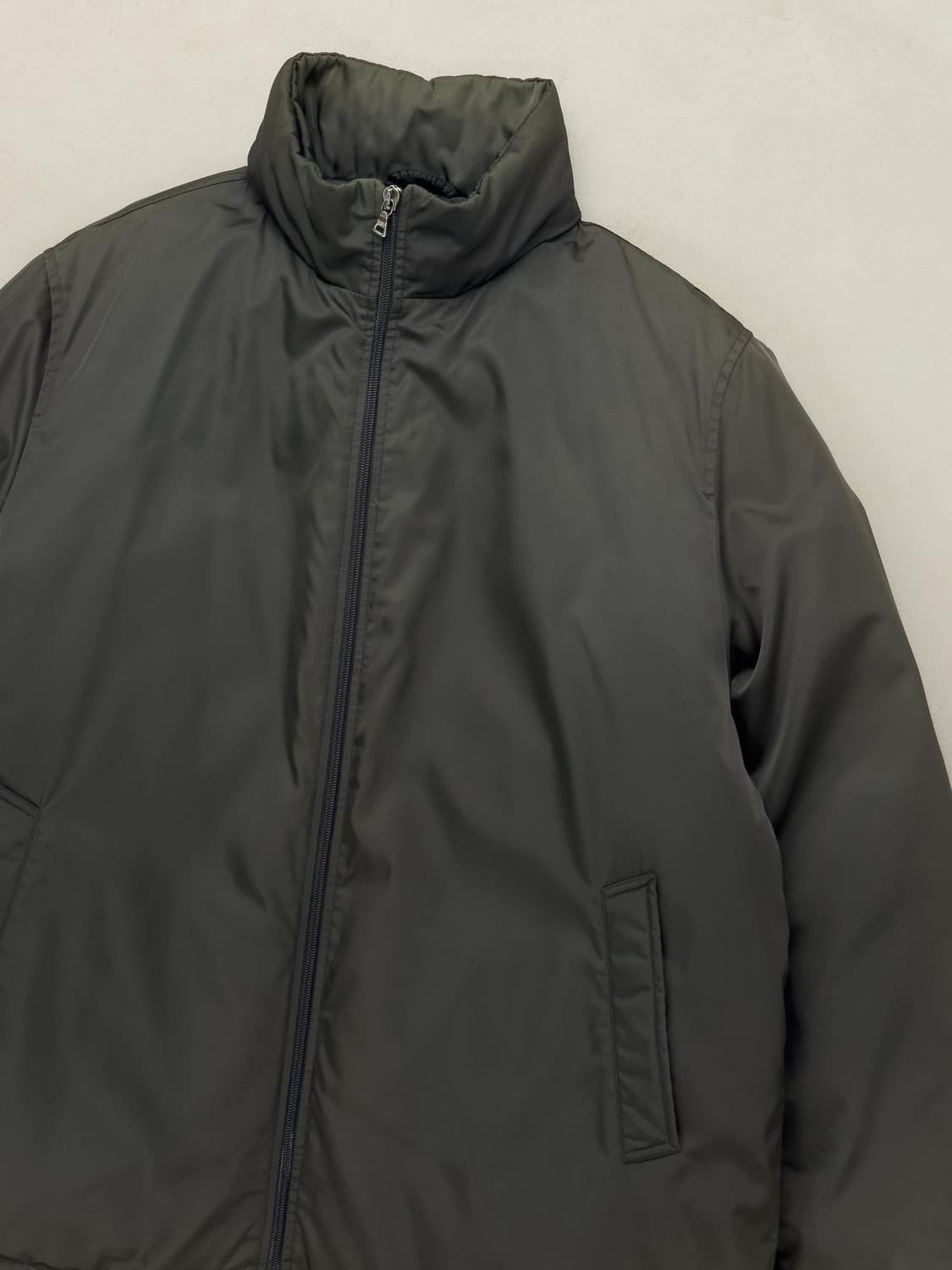 90s 프라다 나일론 푸퍼 패딩 상품이미지5