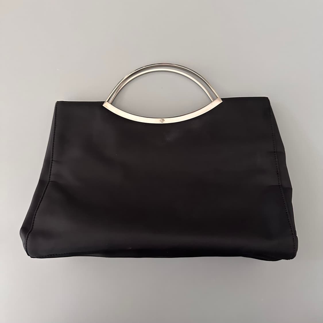 지아니 베르사체 gianni versace 메두사 토트백 상품이미지1