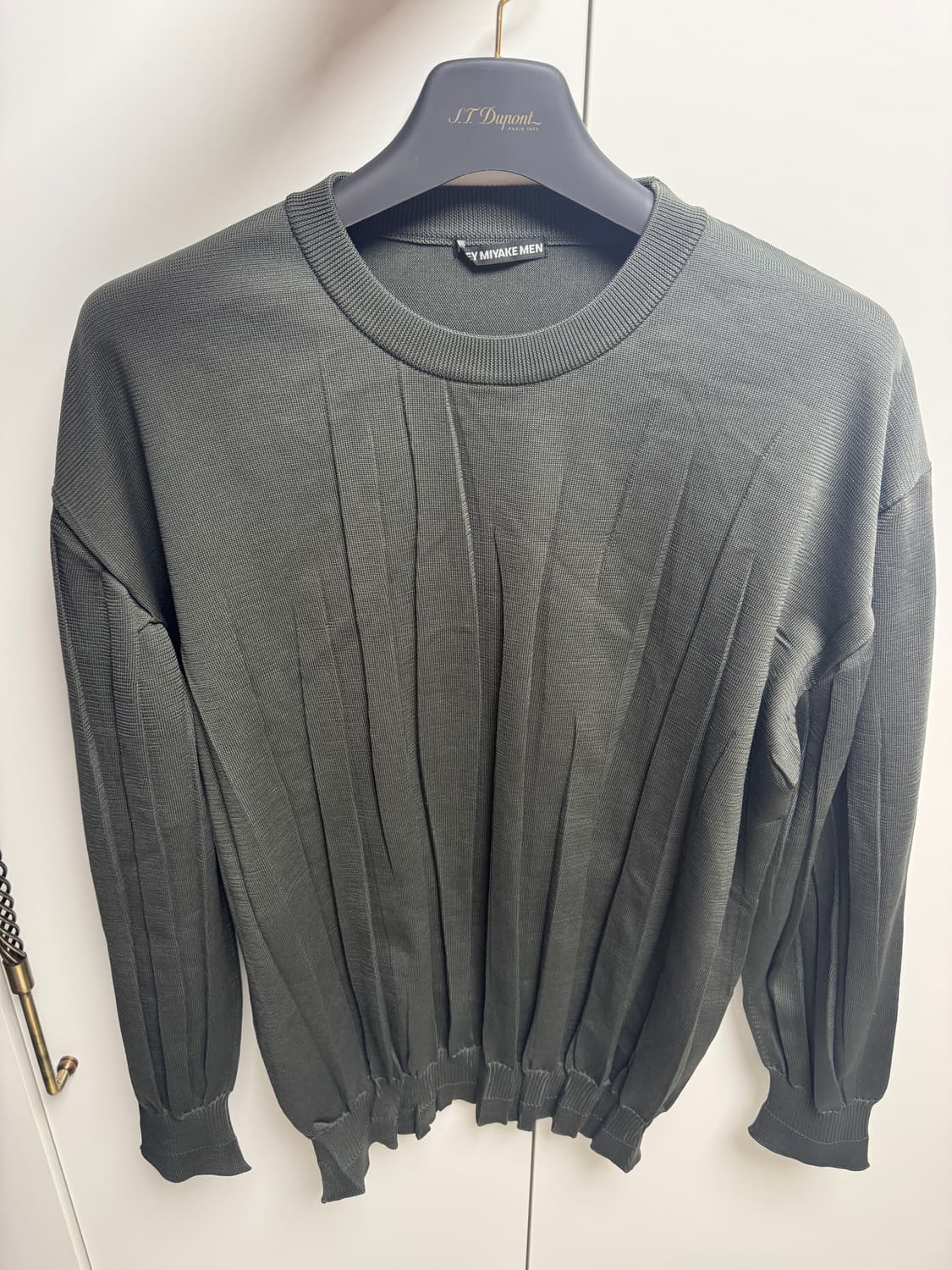 이세이미야케 남성니트 상품이미지2