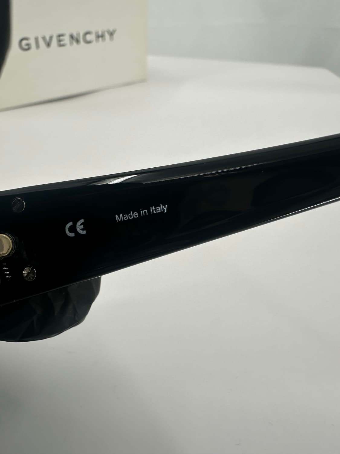 [새상품 무료배송] 정품 지방시 Made in Italy 선글라스 상품이미지8