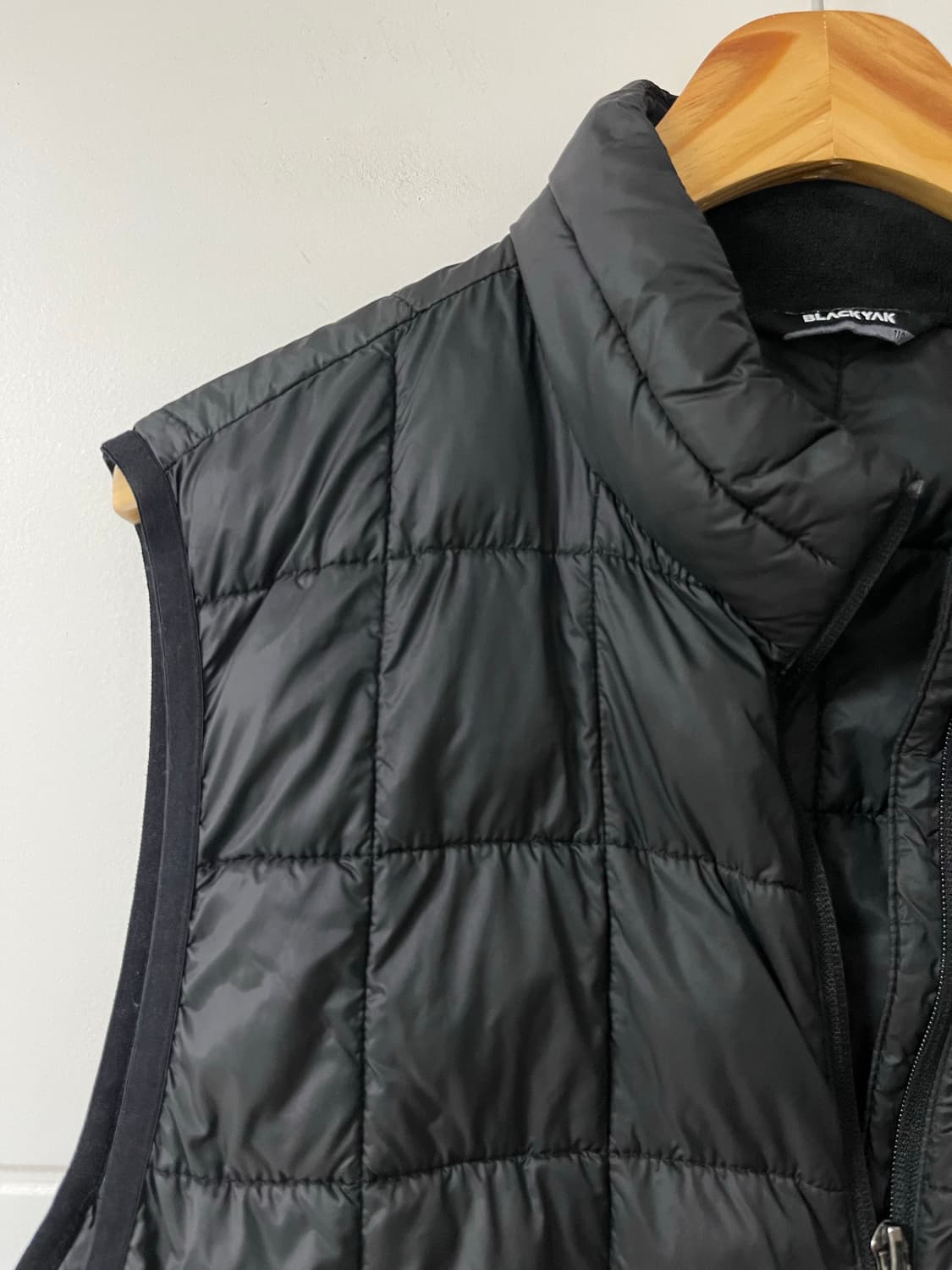 블랙야크 경량패딩 조끼 상품이미지5