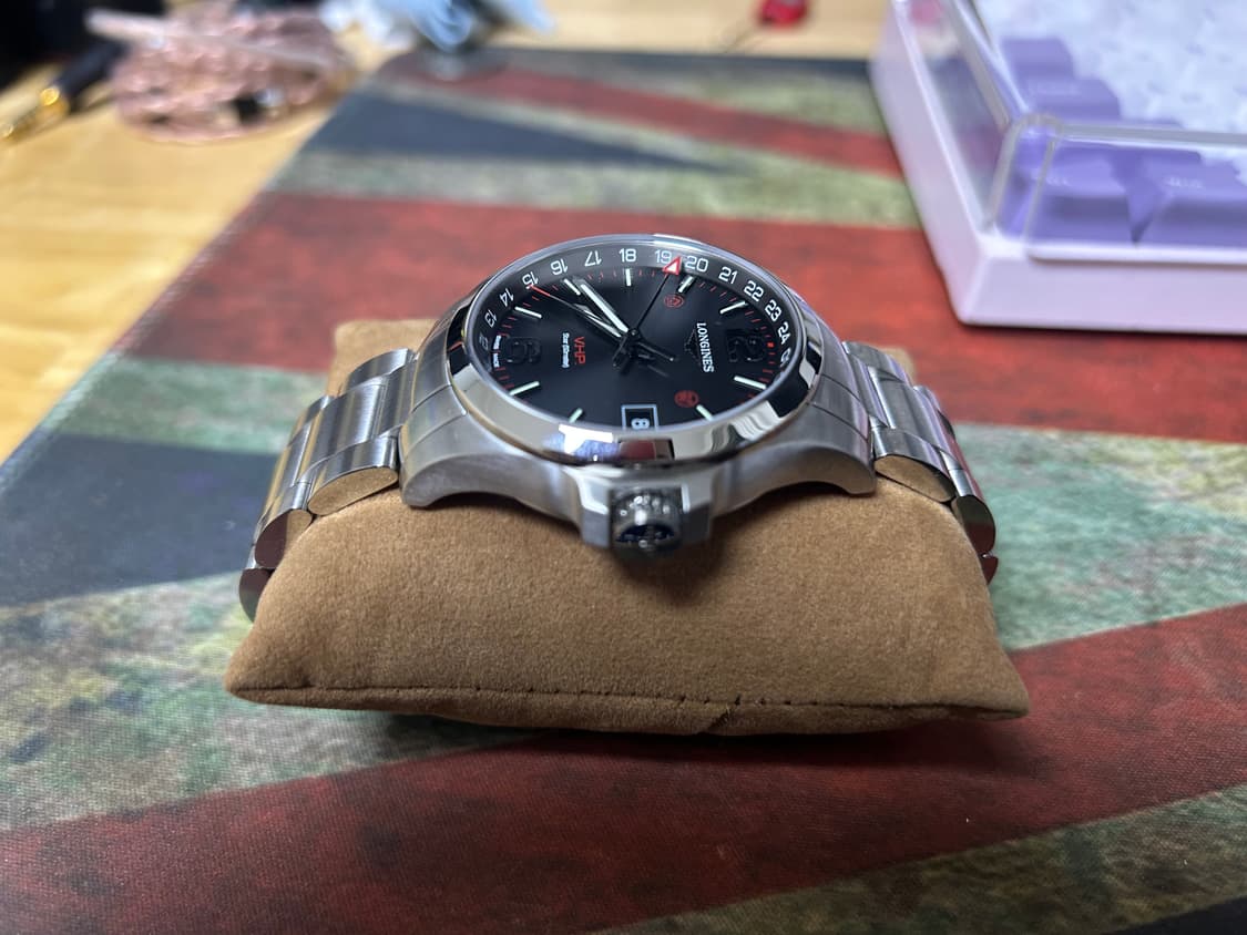 론진 콘퀘스트 vhp gmt 41mm 상품이미지3