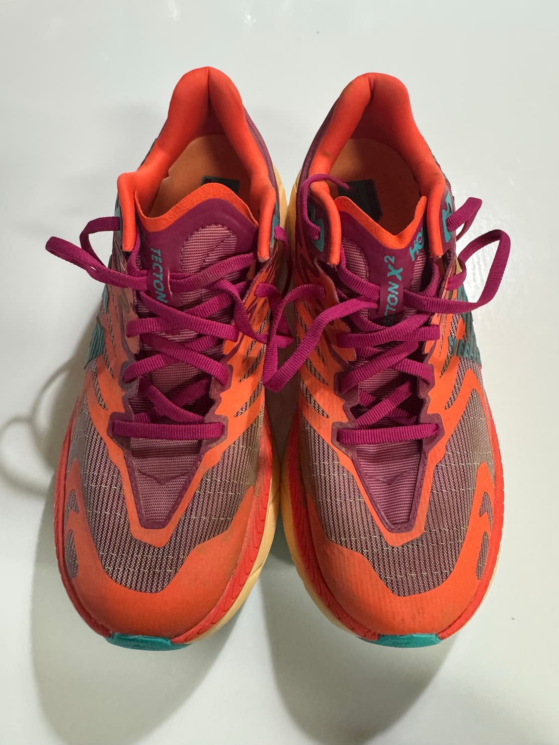 호카 텍톤  상품이미지1