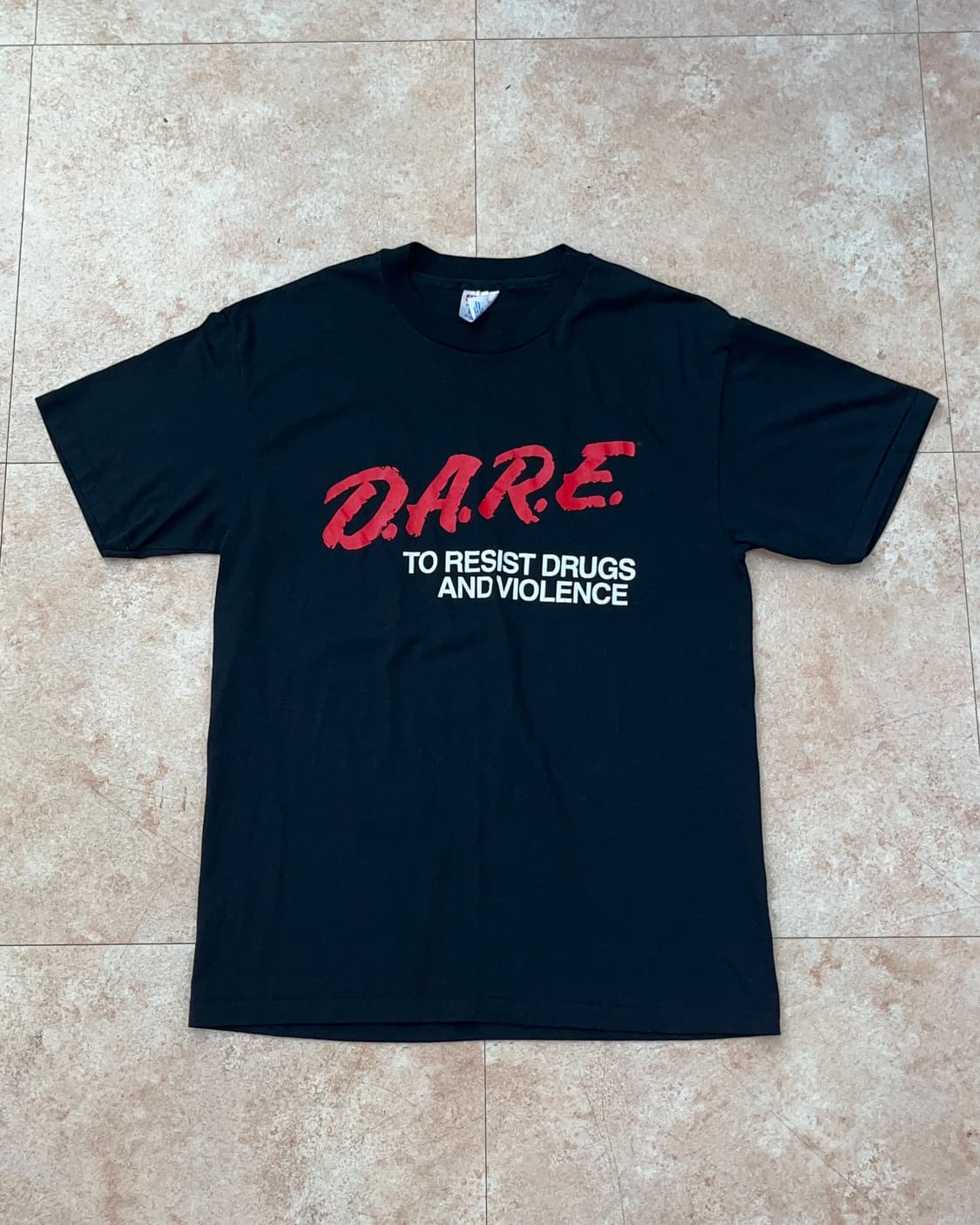 90s Hanes DARE 싱글 스티치 티셔츠 상품이미지1