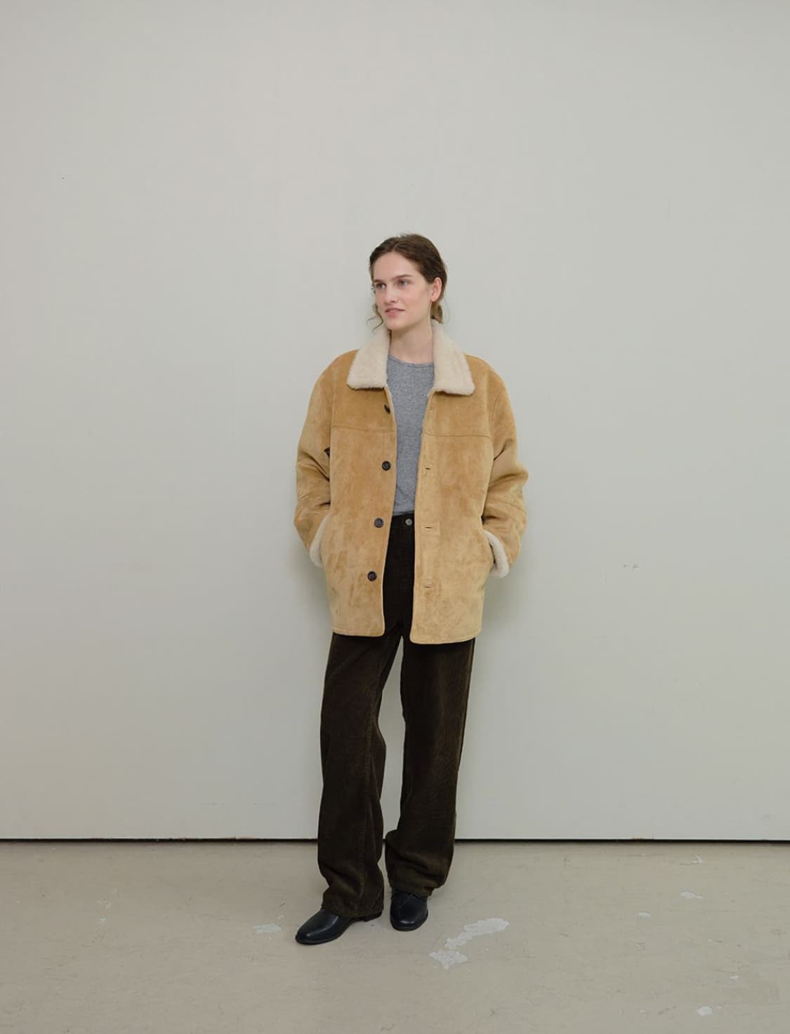 이브세이지 스웨이드 하프 무스탕 베이지 상품이미지2