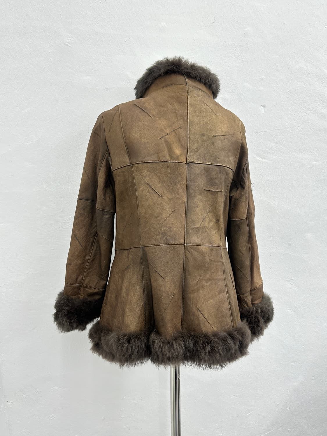 Rabbit brown fur trimming jacket 상품이미지4