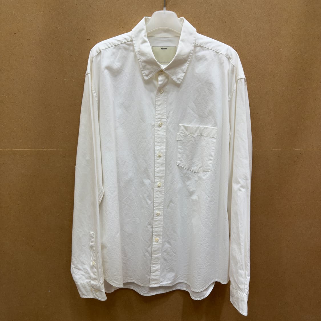 포터리 컴포트 화이트 셔츠 4 상품이미지1