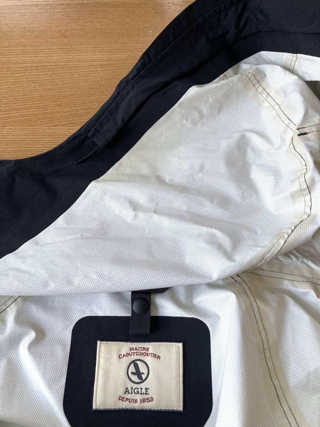 AIGLE 바람막이 블랙 L 상품이미지9