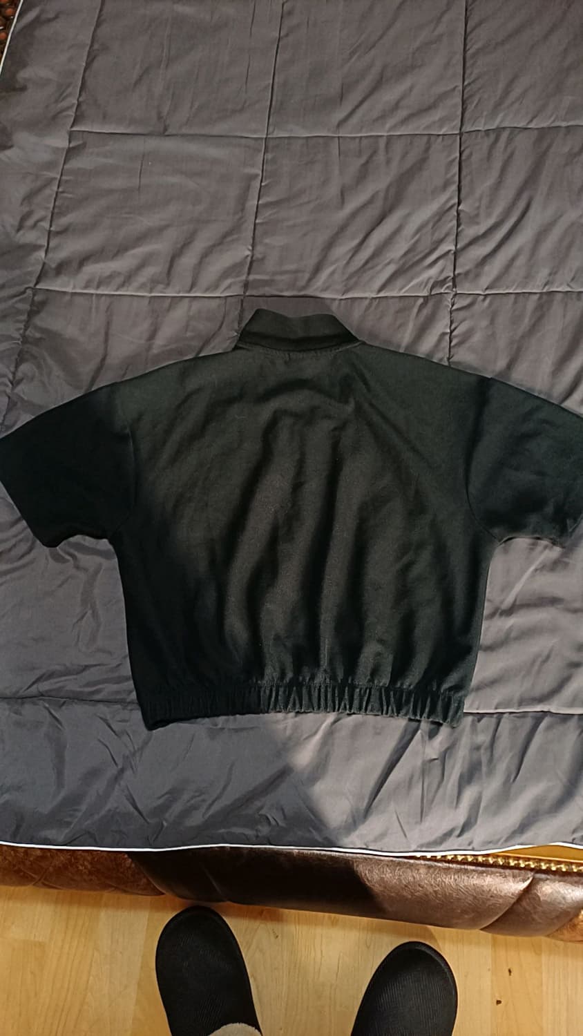 나이키 크롭반팔 M 여성66 가슴50 기장49

 상품이미지4