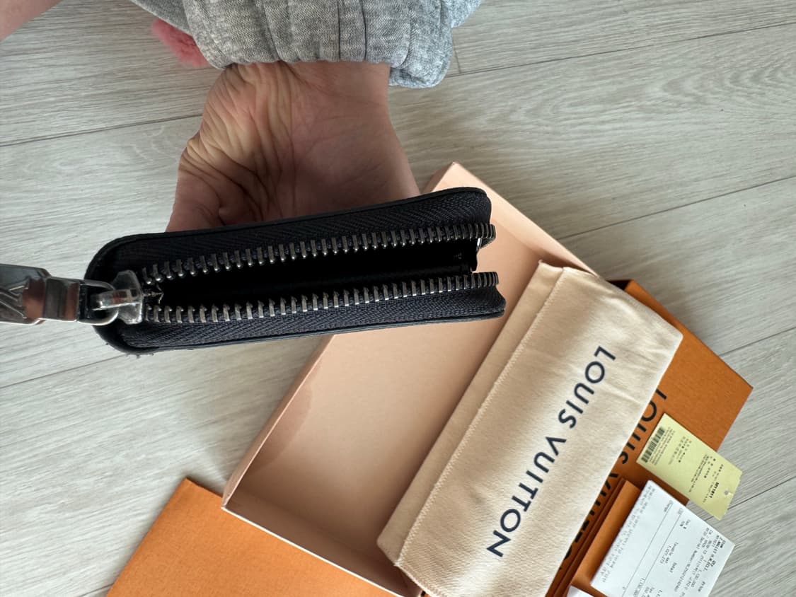 루이비통 이클립스 장지갑 지퍼돌이 상품이미지6