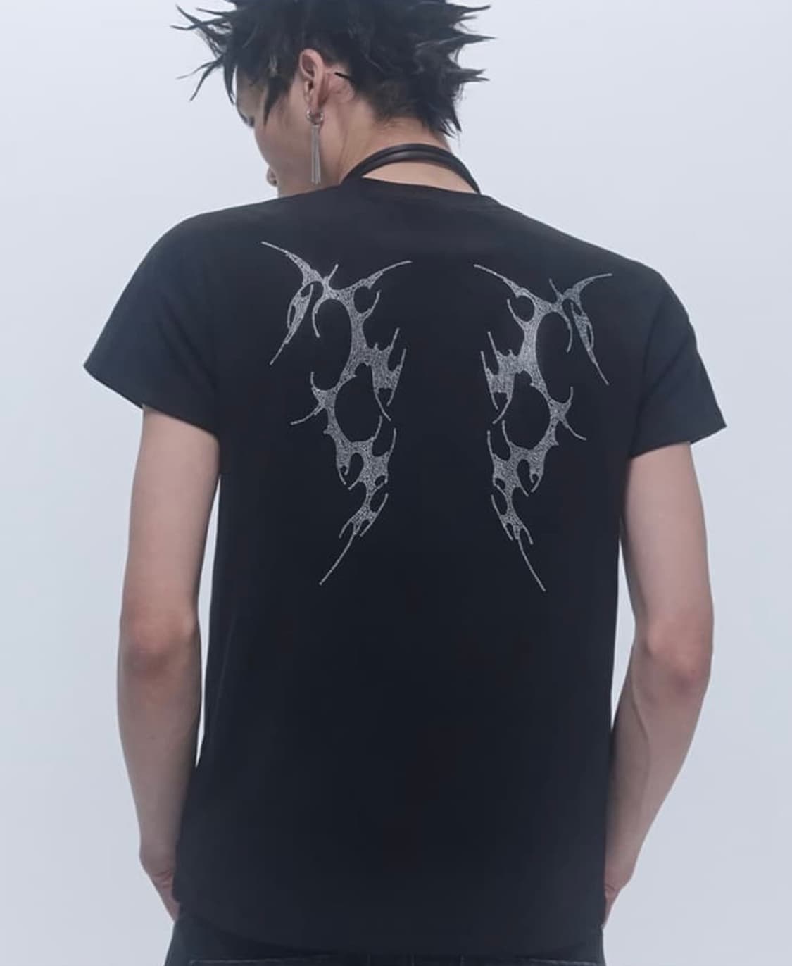 비엑세스 Graphic Wing Print Short Sleeve 상품이미지1