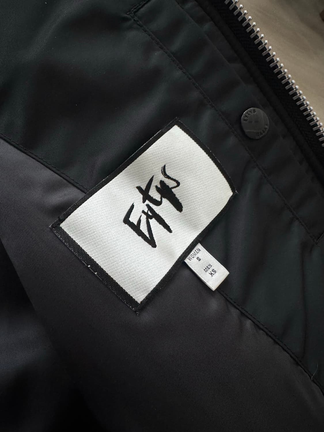 이티스 블랙 봄버 자켓 상품이미지6