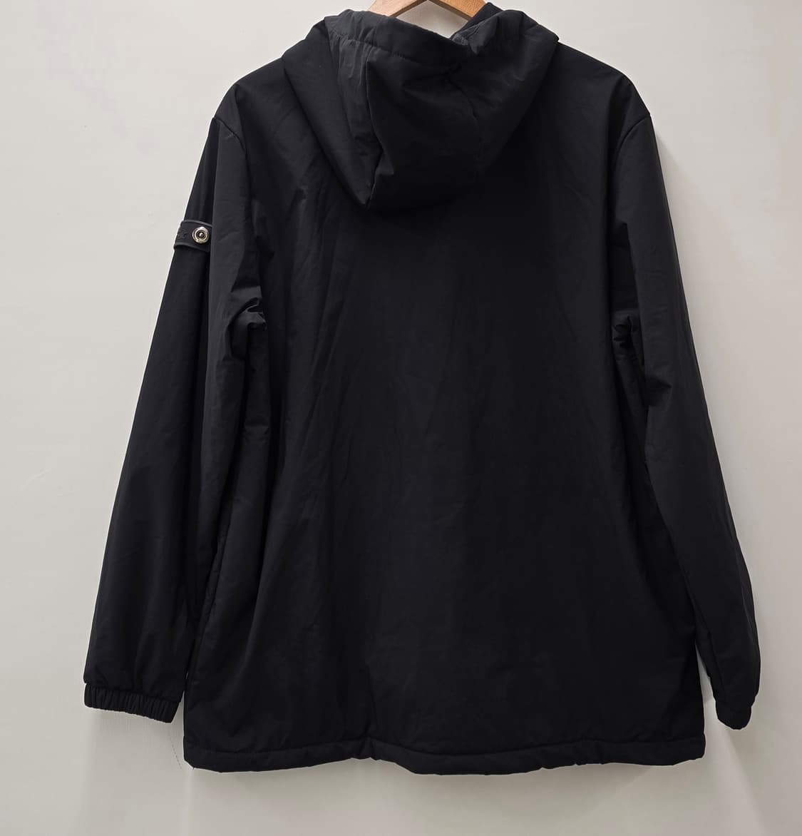 네셔널지오그래픽 가모아노락 
싸이즈 105~110  남자.
 상품이미지2