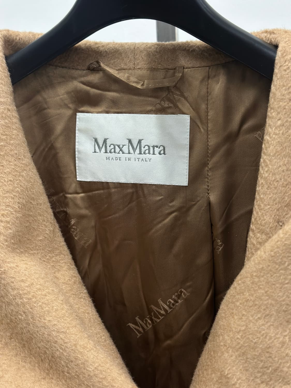 막스마라 카멜 헤어 히든버튼 하이넥 코트  상품이미지7