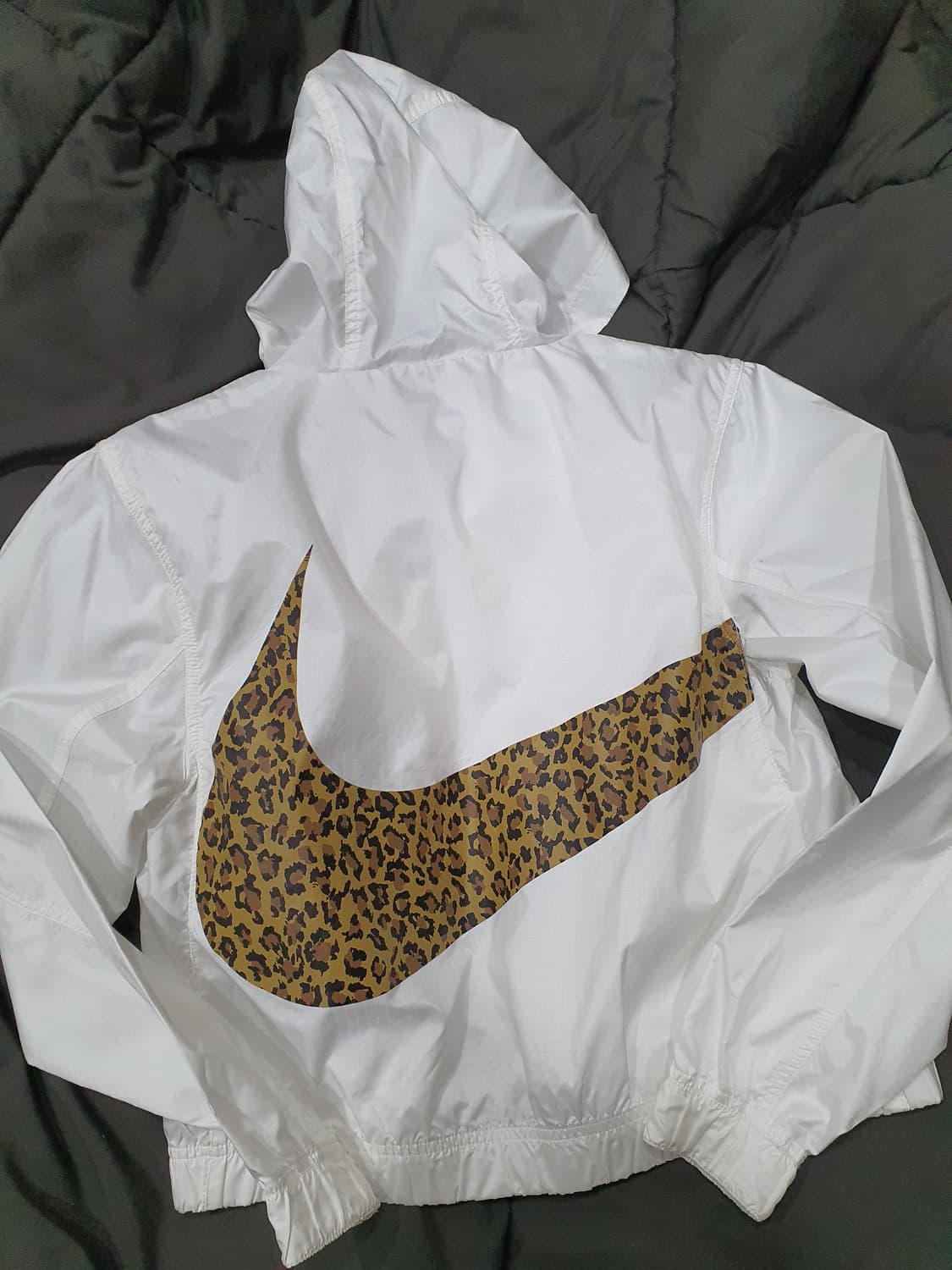 나이키 여성s 레오파드 스우시 아노락 상품이미지5