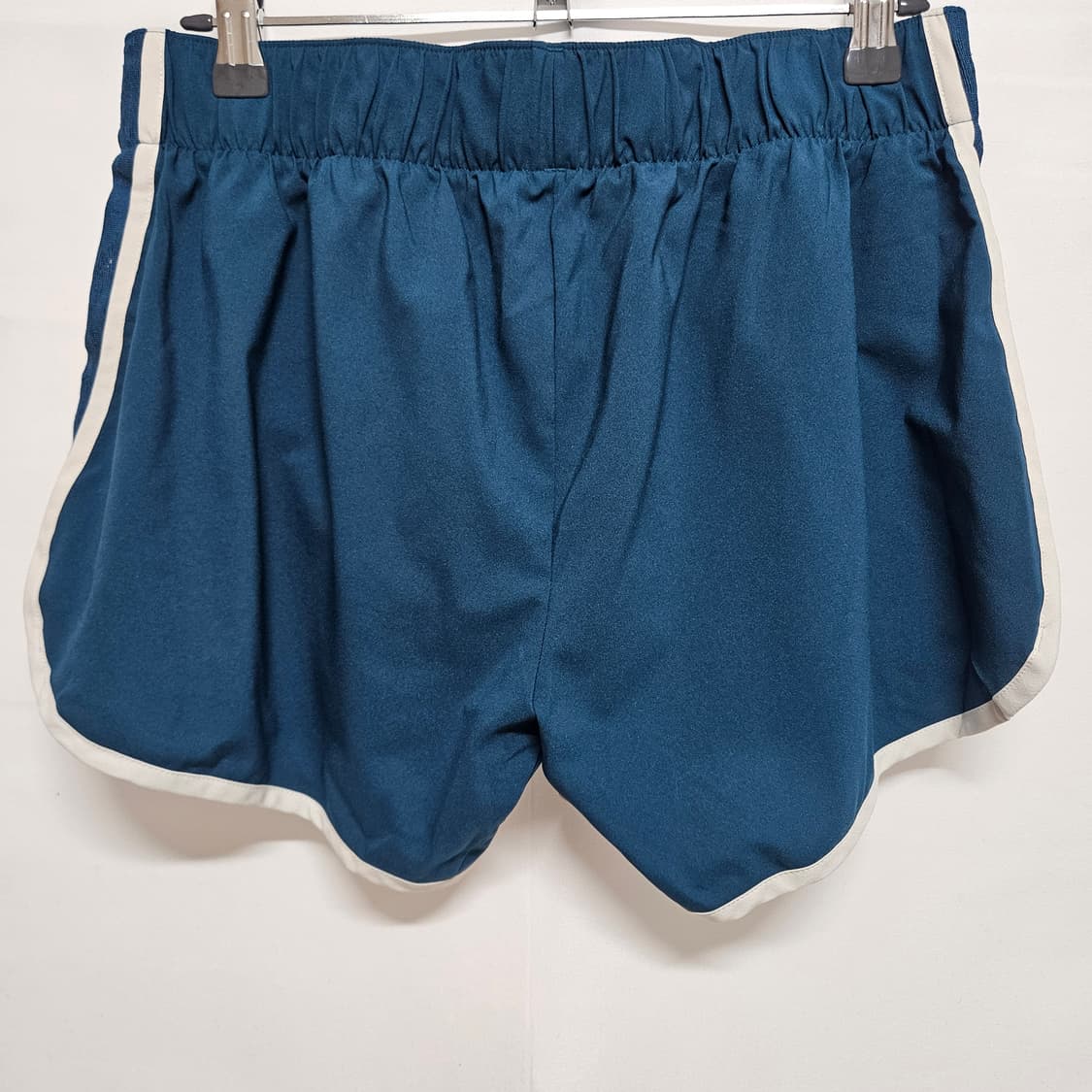 L 아디더스 우븐 트레이닝 돌핀 숏팬츠 상품이미지3