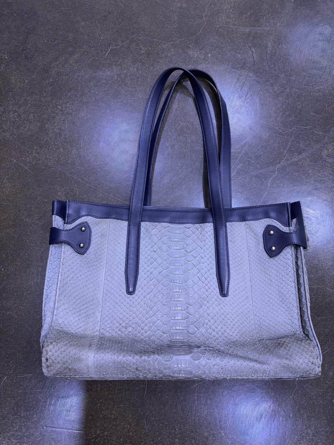 뱀피 레더 가죽 핸드메이드 네이비 그레이 토트백 상품이미지2