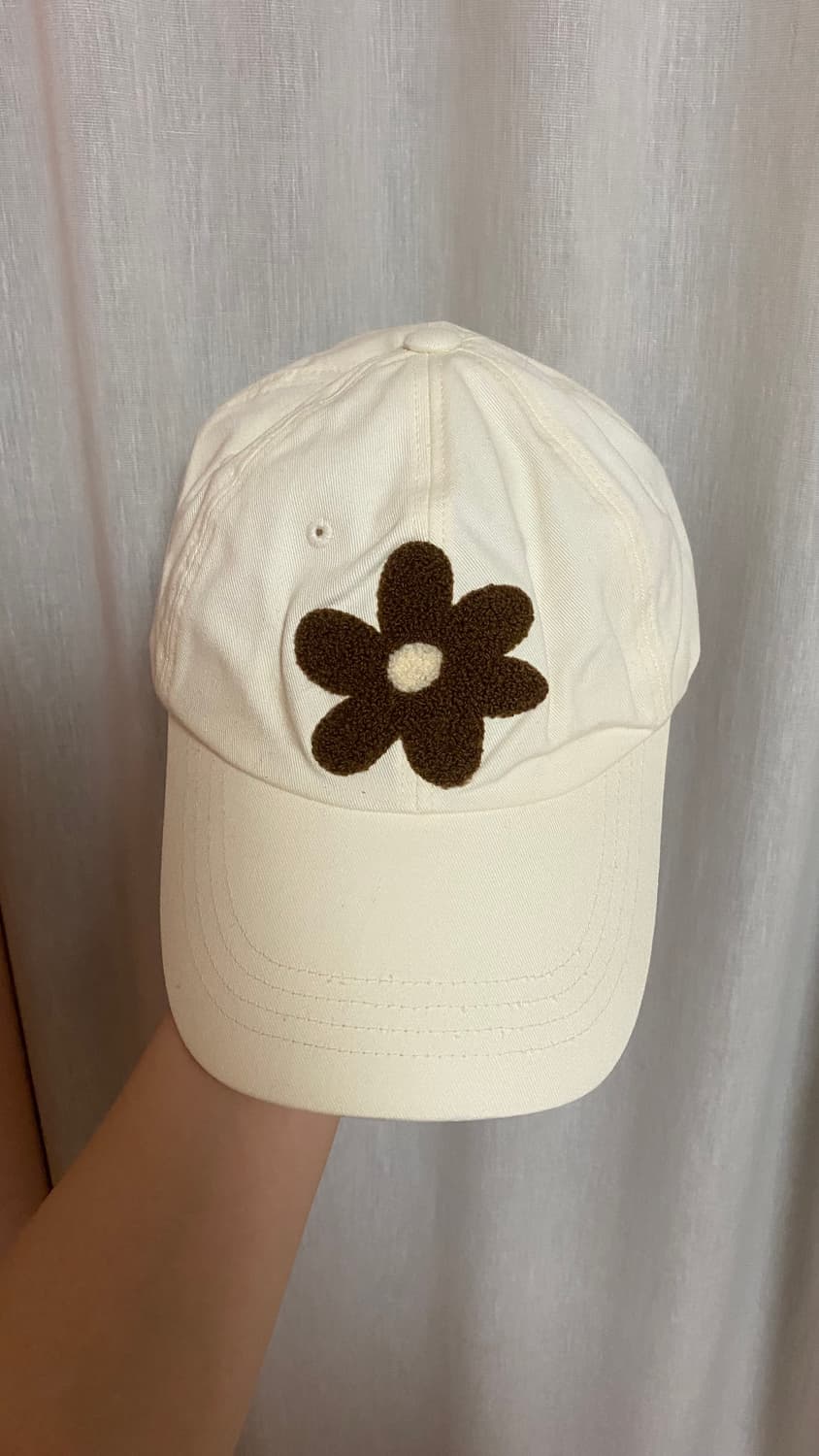더뮤지엄비지터 Bookle flower ballcap (Ivory) 상품이미지3