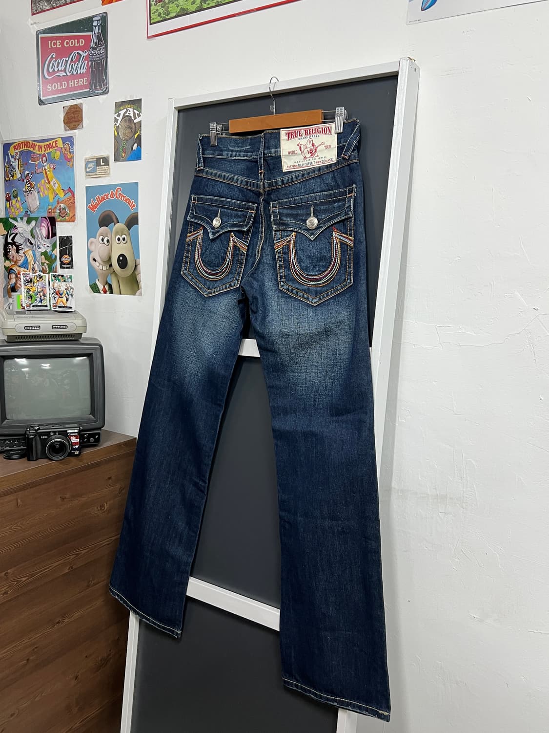 True Religion 트루릴리젼 빌리 슈퍼 T 부츠컷 나팔 데님 팬츠 상품이미지1