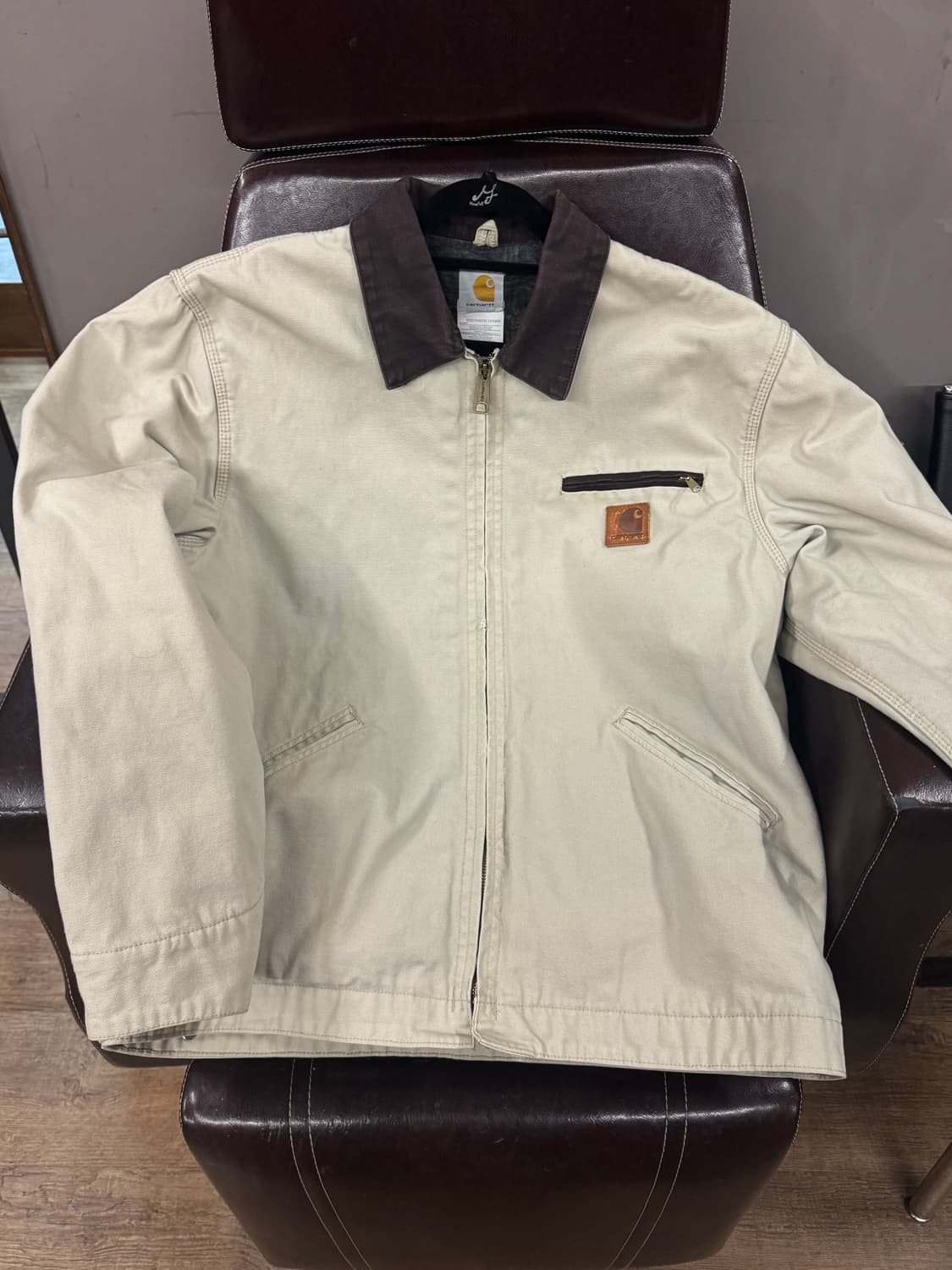 칼하트 j97 L사이즈 상품이미지1