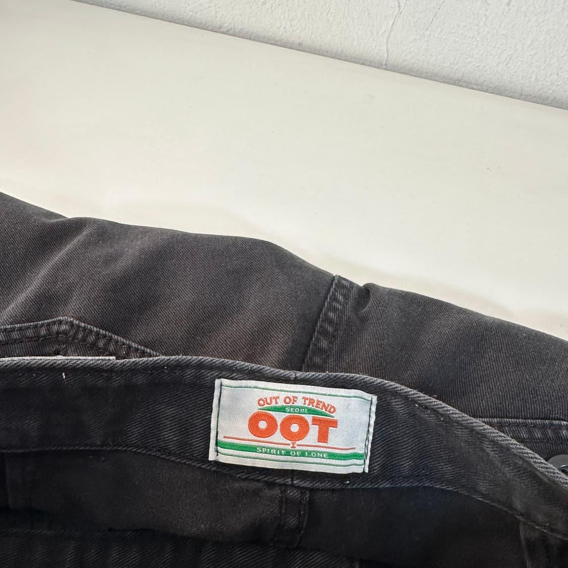 우먼M OOTJ 블랙 빈티지워시드 와이드핏 카고 데님팬츠 상품이미지4