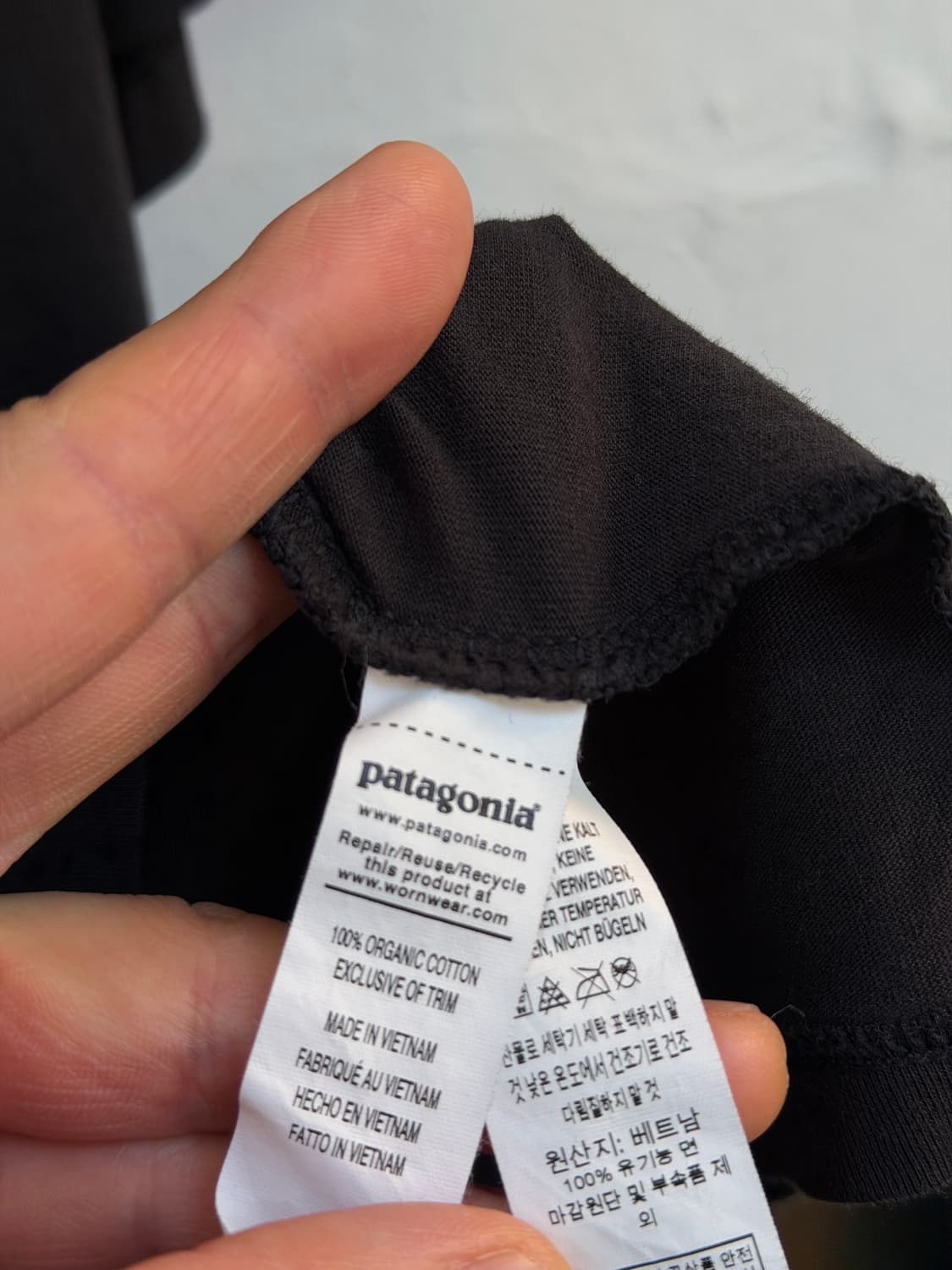 Patagonia 파타고니아 로고 그래픽 블랙 반팔티 M 상품이미지5