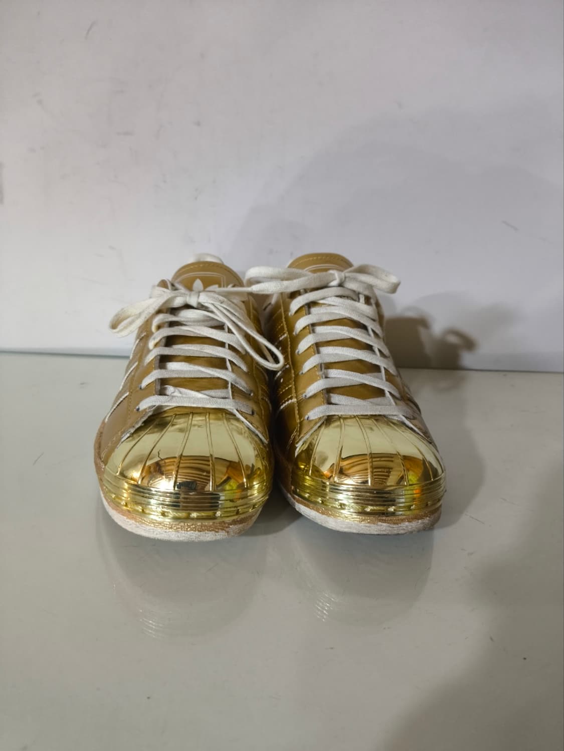 220mm 아디다스 슈퍼스타 80s 메탈릭 골드 스니커즈  상품이미지3