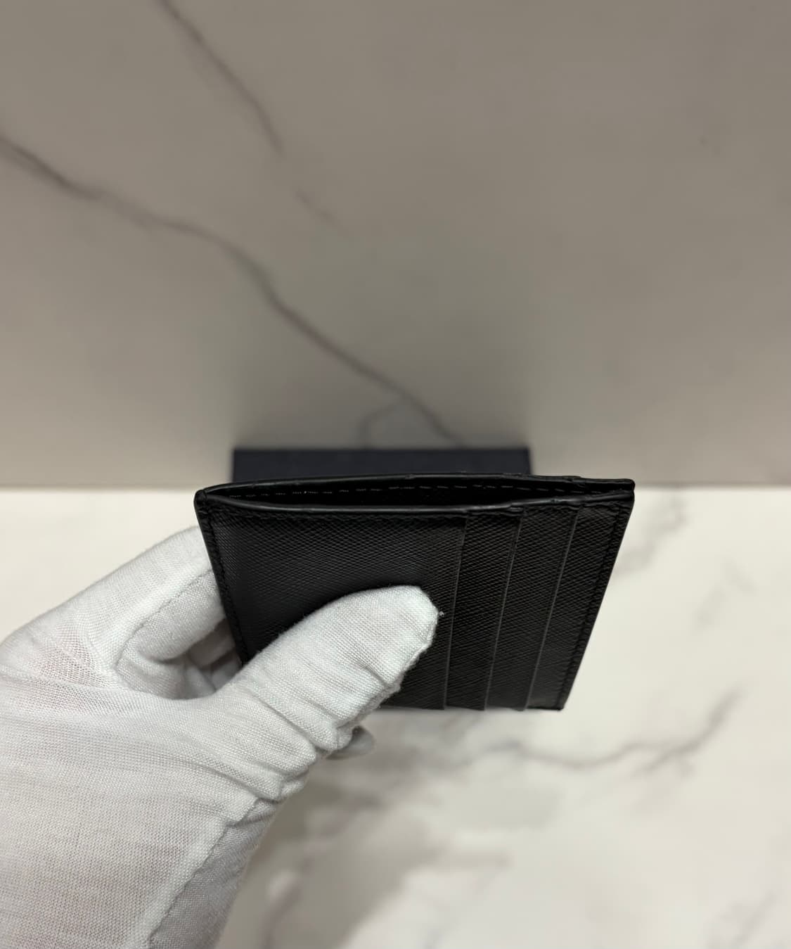 [정품] S급 프라다 트라이앵글 사피아노 카드지갑 상품이미지4