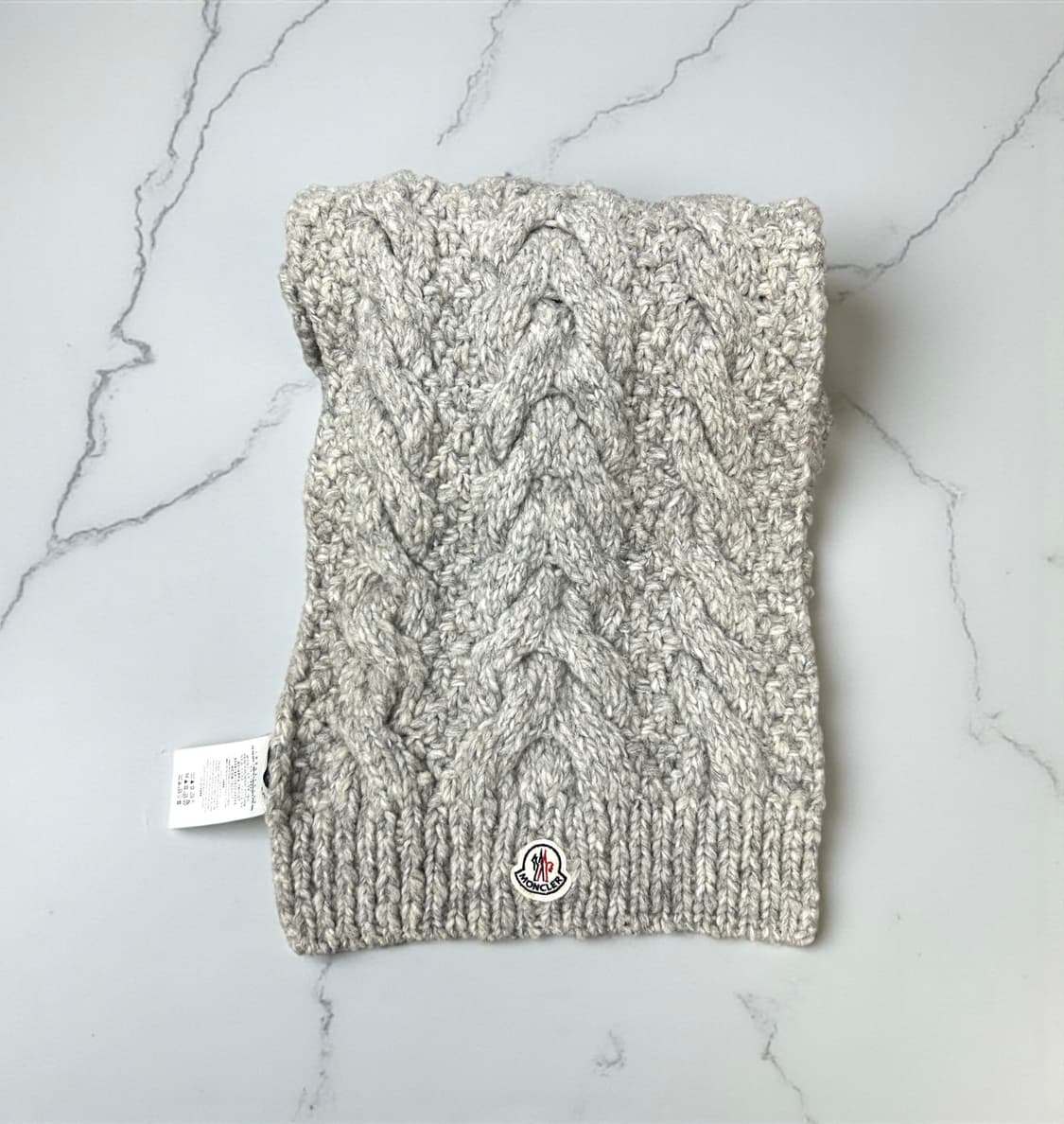 몽클레어 와펜 니팅 스웨터 머플러 상품이미지3