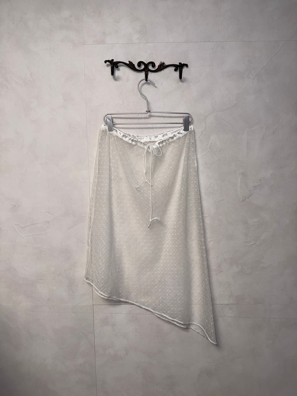 White floral lace unbalanced mesh skirt 상품이미지1