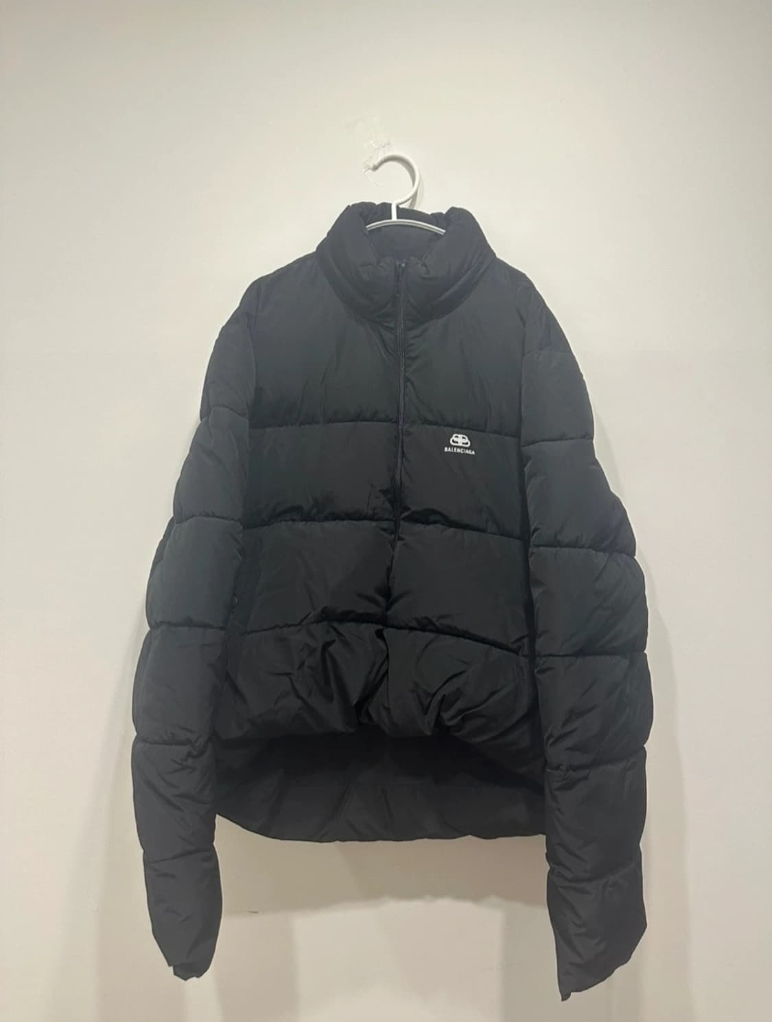 [52] 20SS 발렌시아가 BB로고 C컬 패딩 상품이미지2