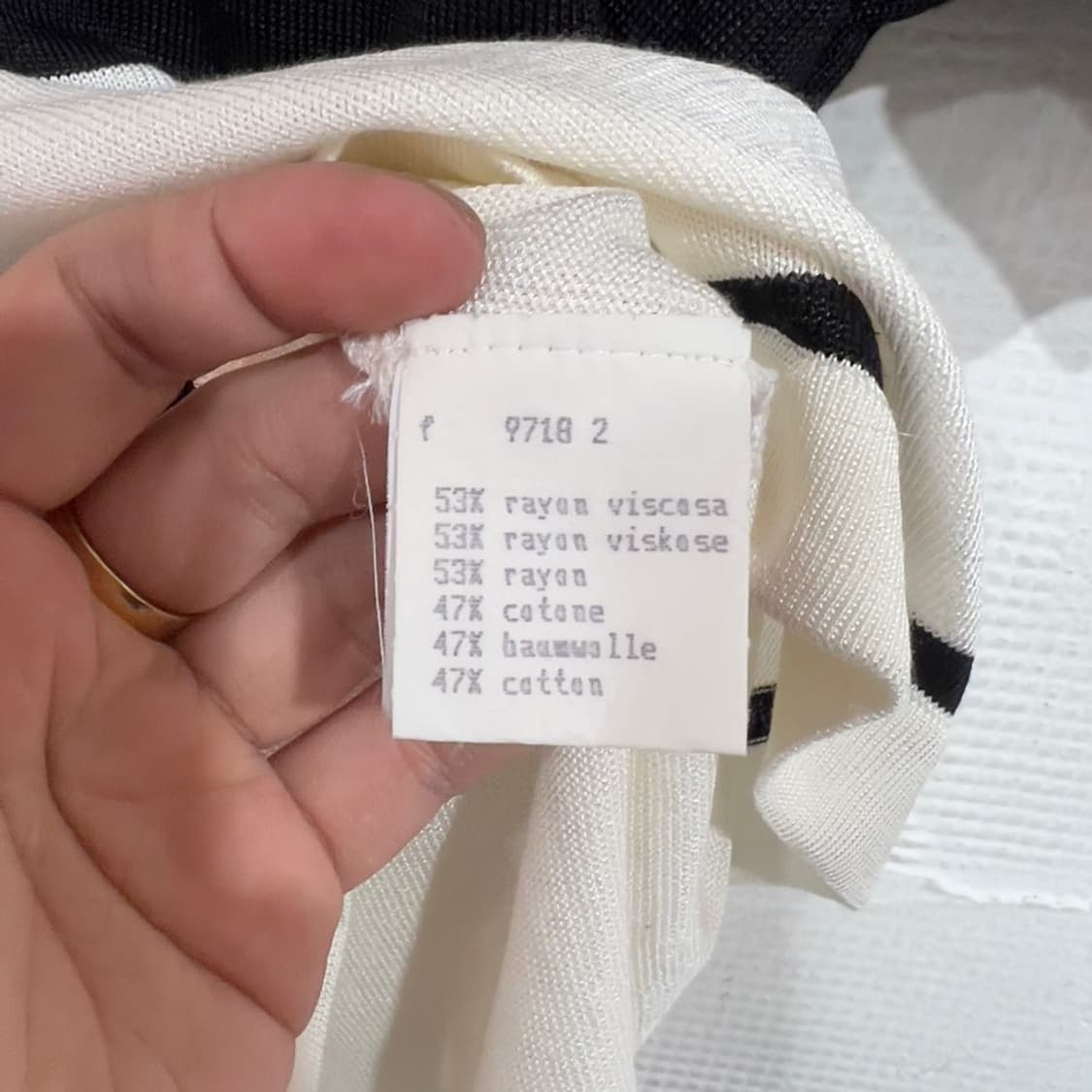 펜디 아카이브 빅로고 니트 상품이미지7