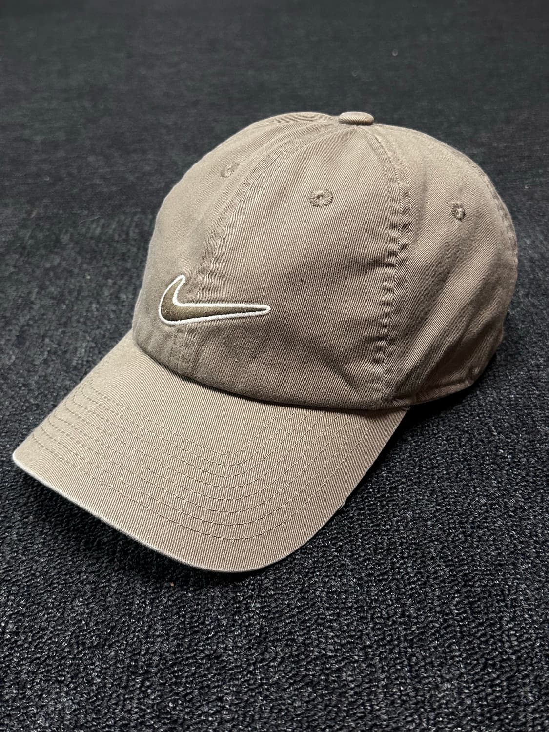 Nike 헤리티지 86 스우시 로고 스트랩백 캡 브라운 상품이미지1