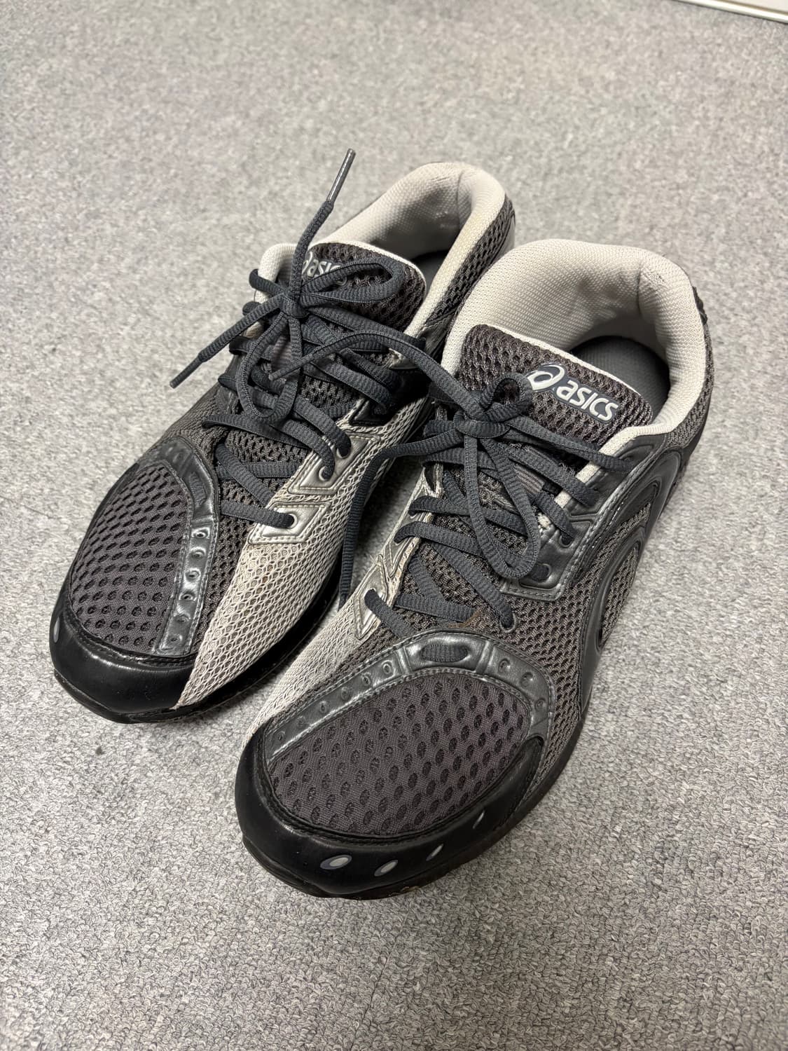 키코 아식스 젤소켓 인피니티 블랙 그레이  282.5 상품이미지1