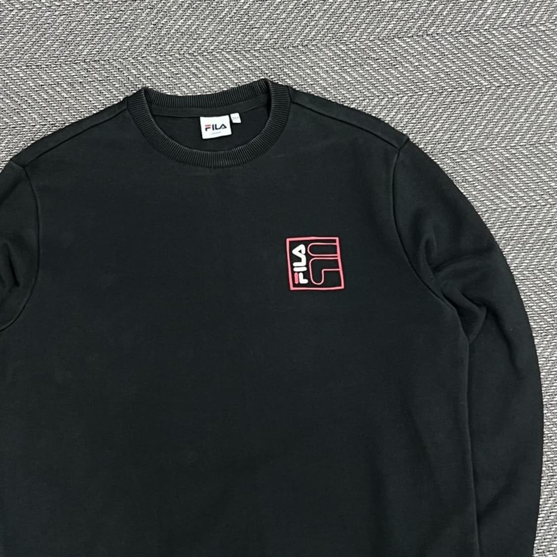 휠라 백프린팅 맨투맨 v1216 상품이미지3