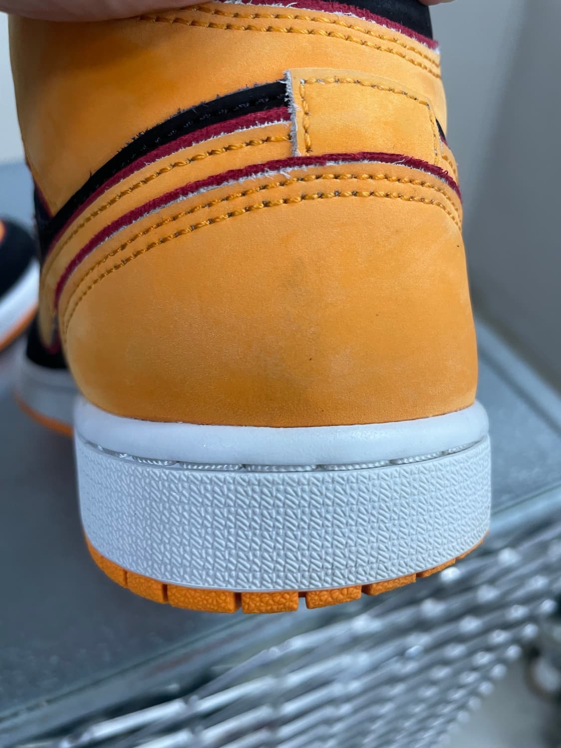 조던 1 미드 SE 250 상품이미지8