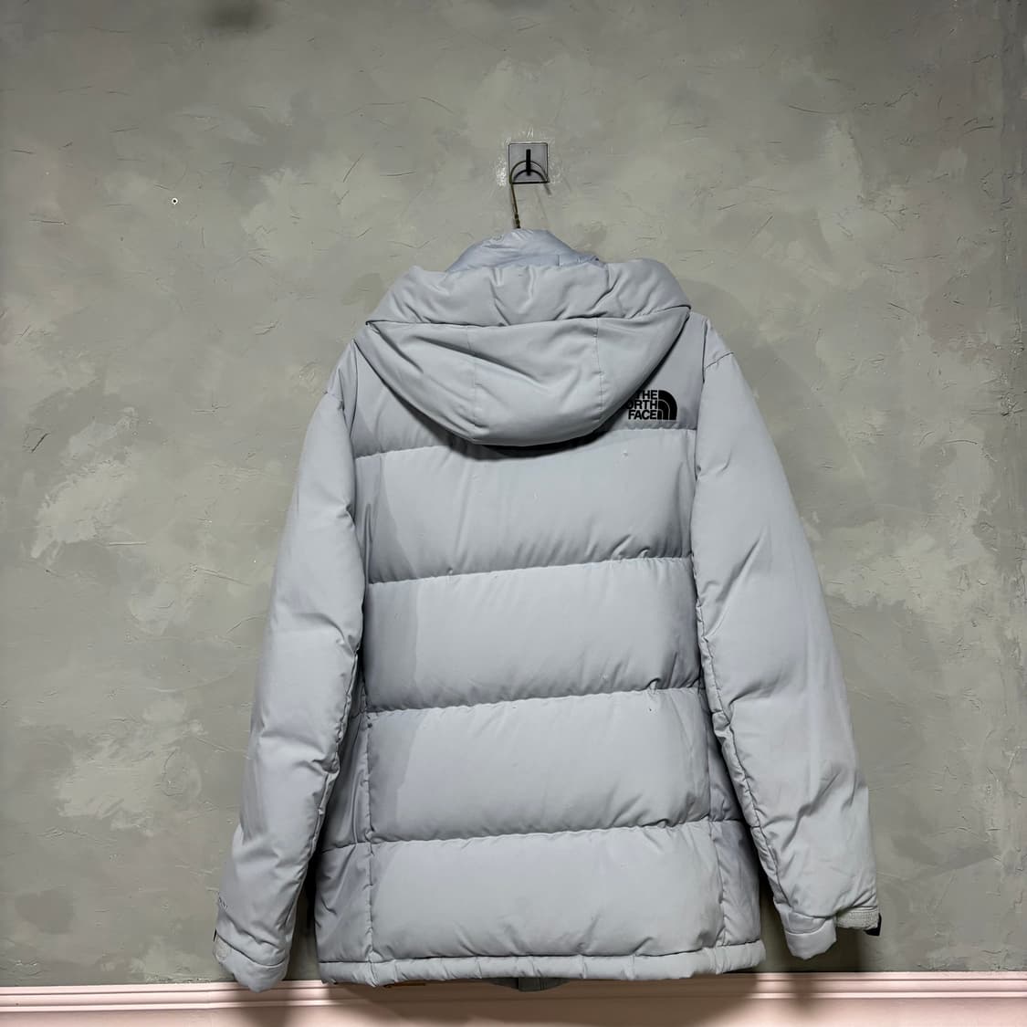 노스페이스 익스플로어링 구스다운 패딩 아이스그레이 상품이미지4