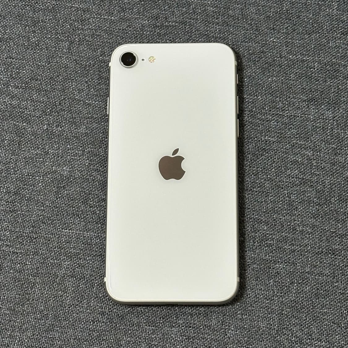 아이폰 se3 512gb 화이트 베젤 미국판 무음 상품이미지2