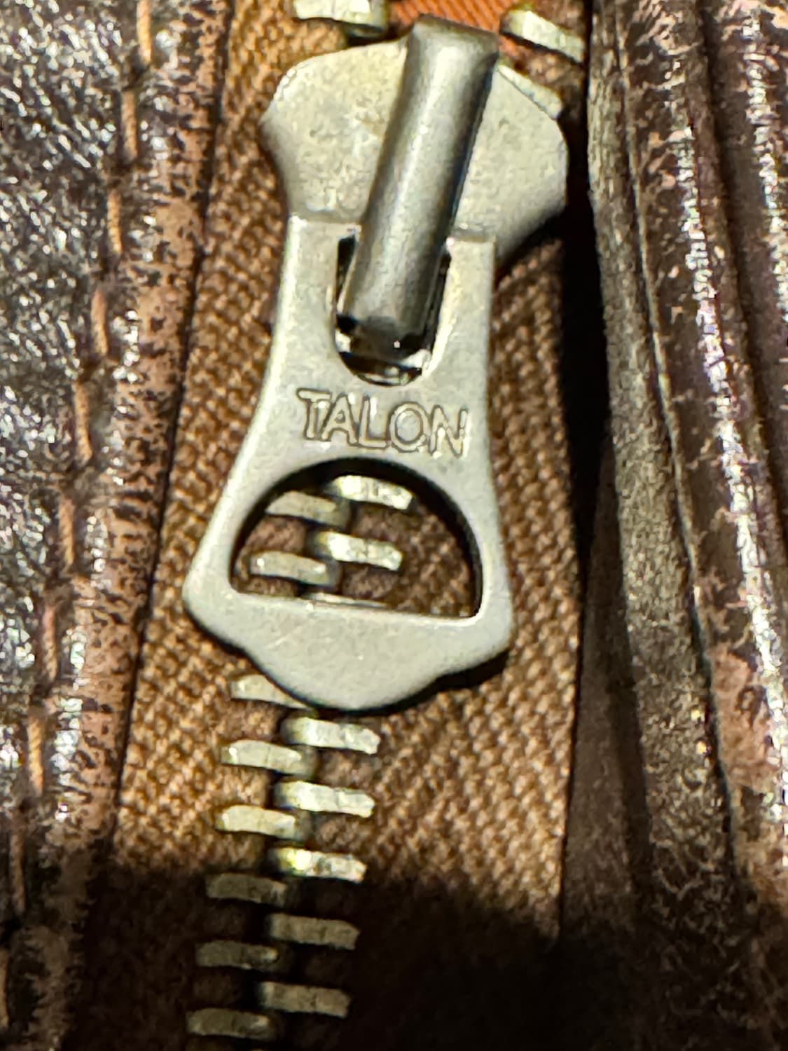 이스트맨 A-2 호스레더 재킷 상품이미지4