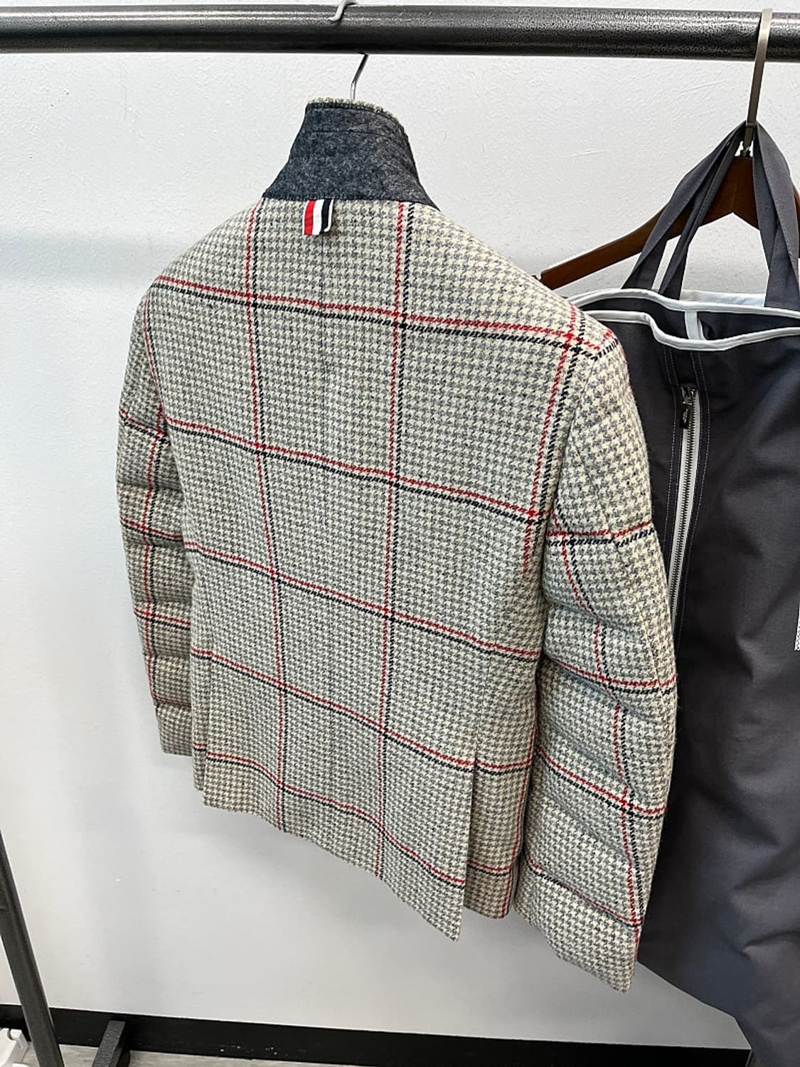 95) 톰브라운 하운드 패딩자켓  상품이미지6